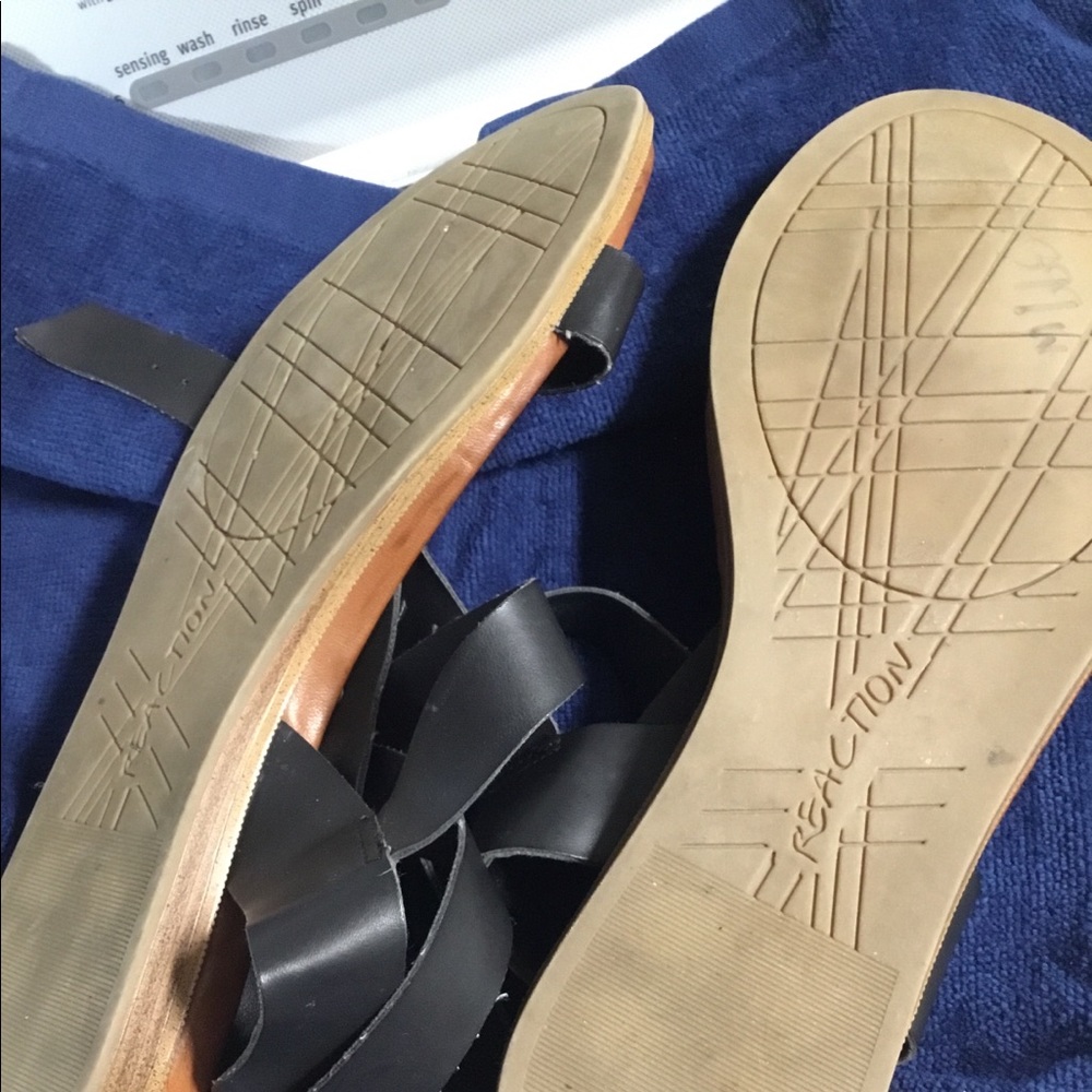 Reaction Sandals - Picture 3 of 5